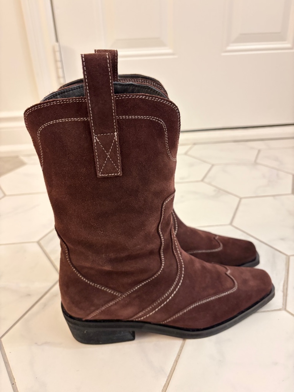 Women’s Brown Suede shearling Western Boots - Picture 5 of 6